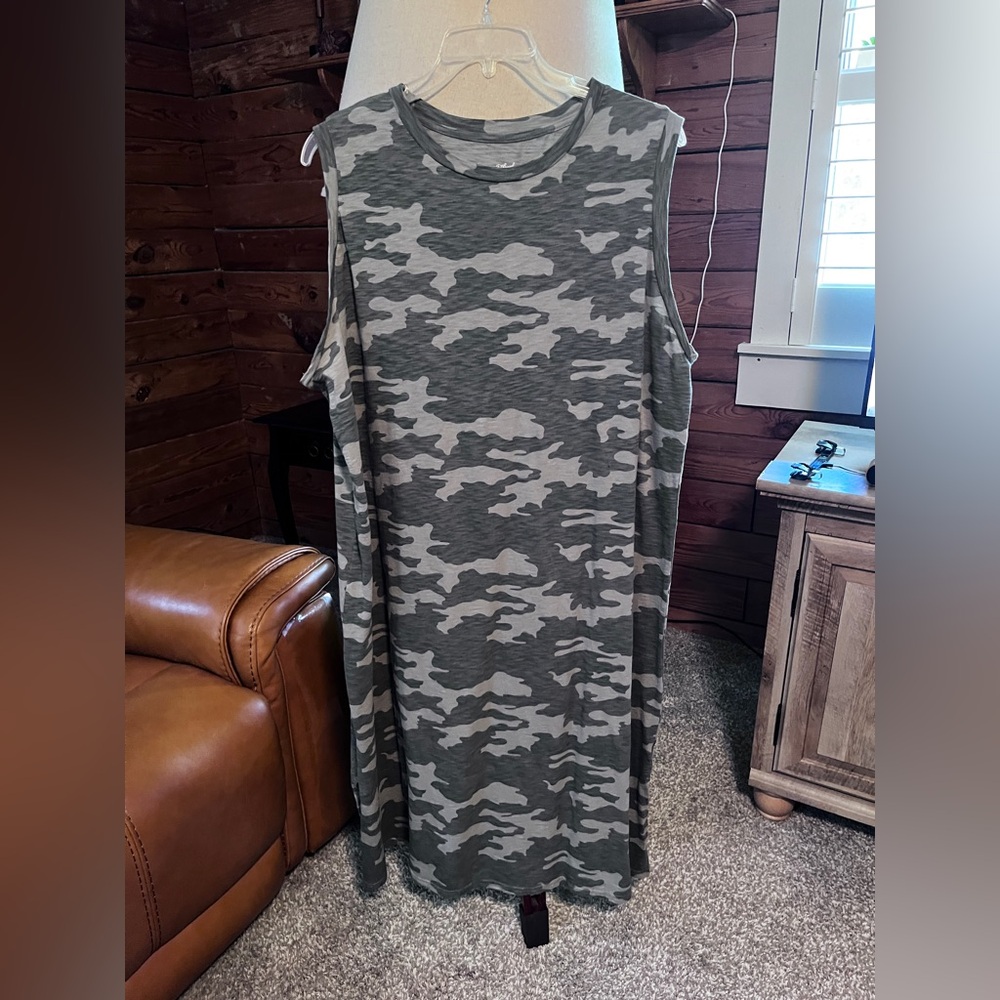 Universal Thread 3x Green Camo Maxi Dress Cotton knit (52”B x 49”L)